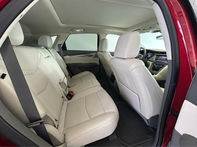 used 2022 Cadillac XT5 car, priced at $35,290