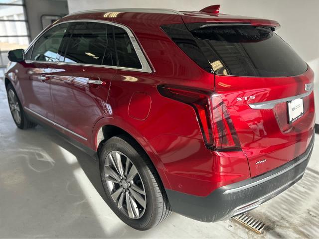 used 2022 Cadillac XT5 car, priced at $35,290