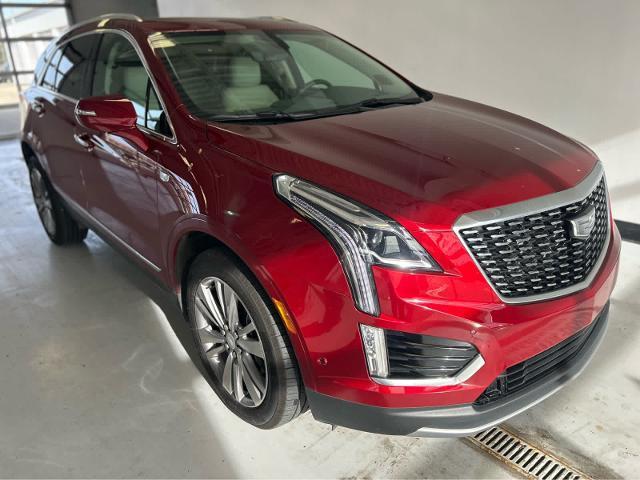 used 2022 Cadillac XT5 car, priced at $35,290