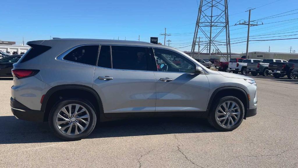 new 2026 Buick Enclave car, priced at $50,277