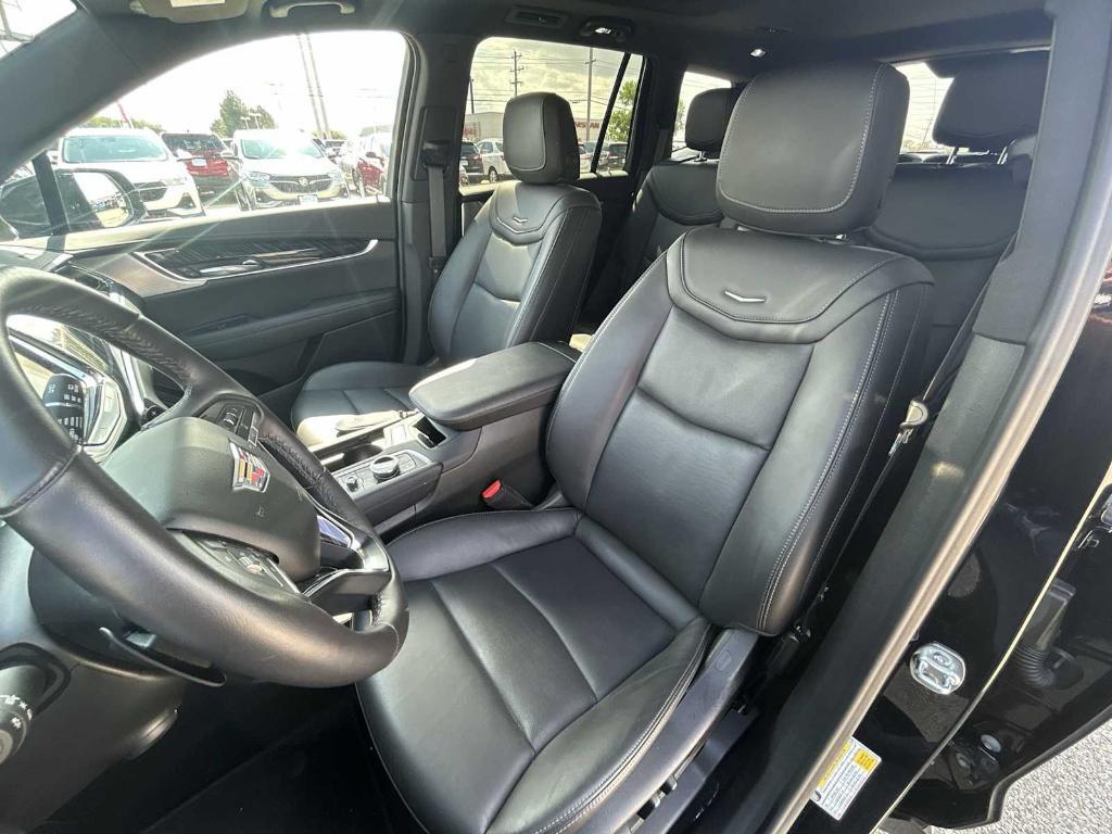 used 2025 Cadillac XT6 car, priced at $47,800