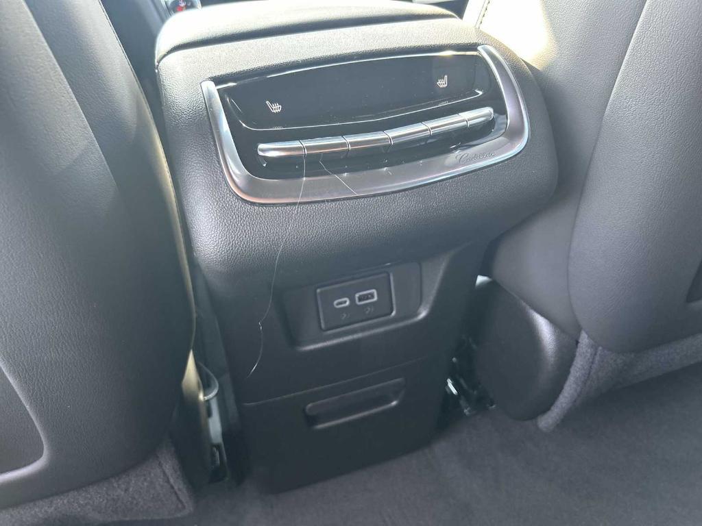 new 2025 Cadillac XT6 car, priced at $58,915