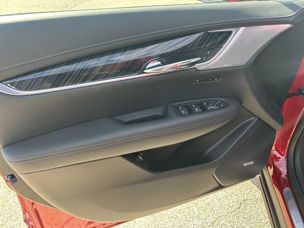 new 2025 Cadillac XT6 car, priced at $58,915