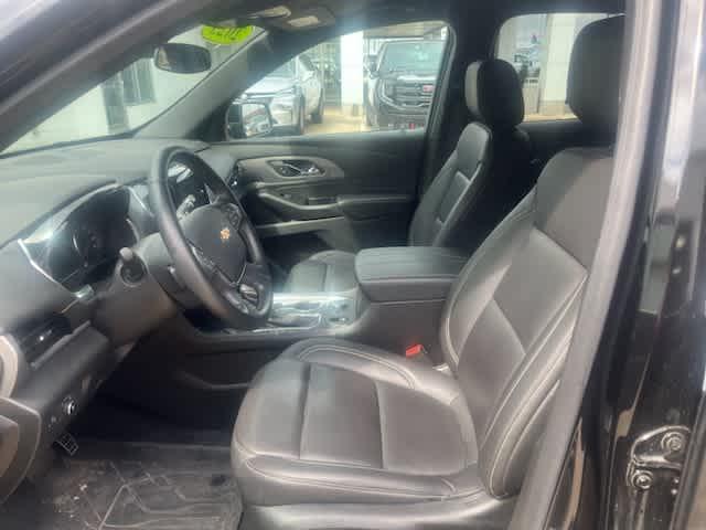 used 2023 Chevrolet Traverse car, priced at $34,990