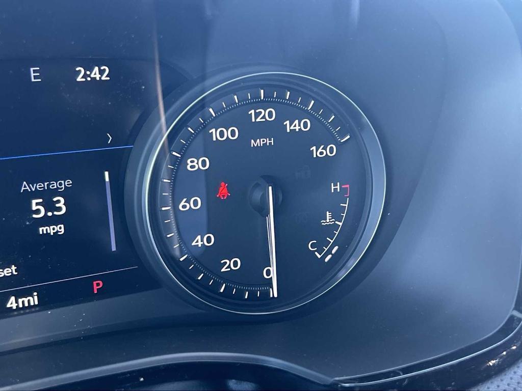 new 2025 Cadillac XT5 car, priced at $60,090
