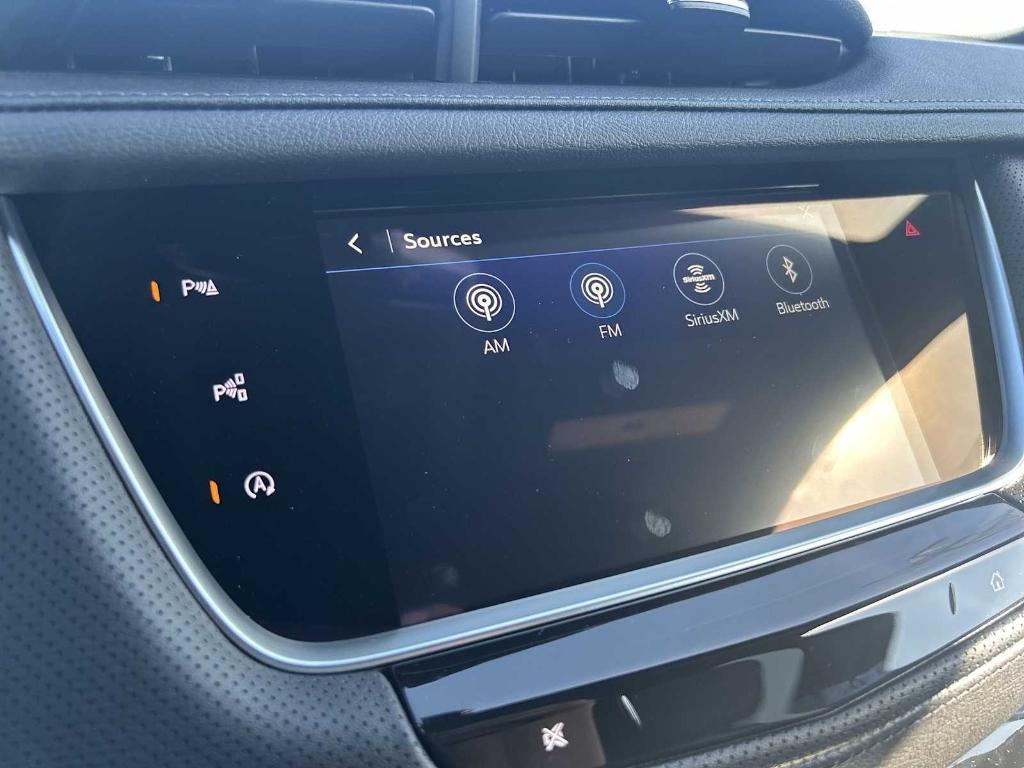 new 2025 Cadillac XT5 car, priced at $60,090