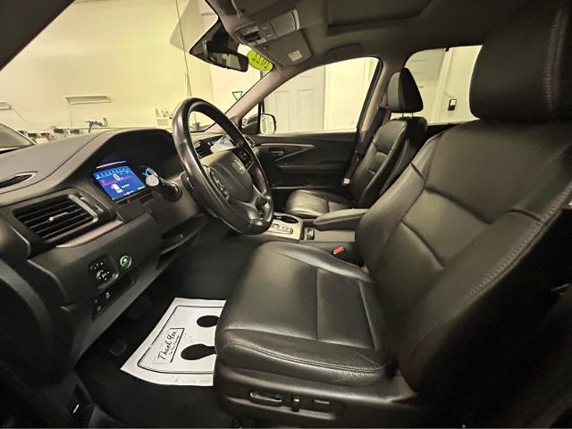 used 2022 Honda Pilot car, priced at $34,996