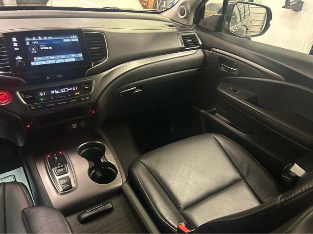 used 2022 Honda Pilot car, priced at $34,996