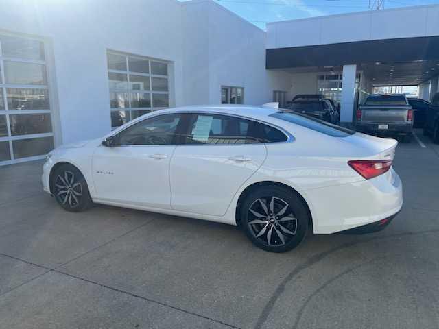 used 2018 Chevrolet Malibu car, priced at $15,960