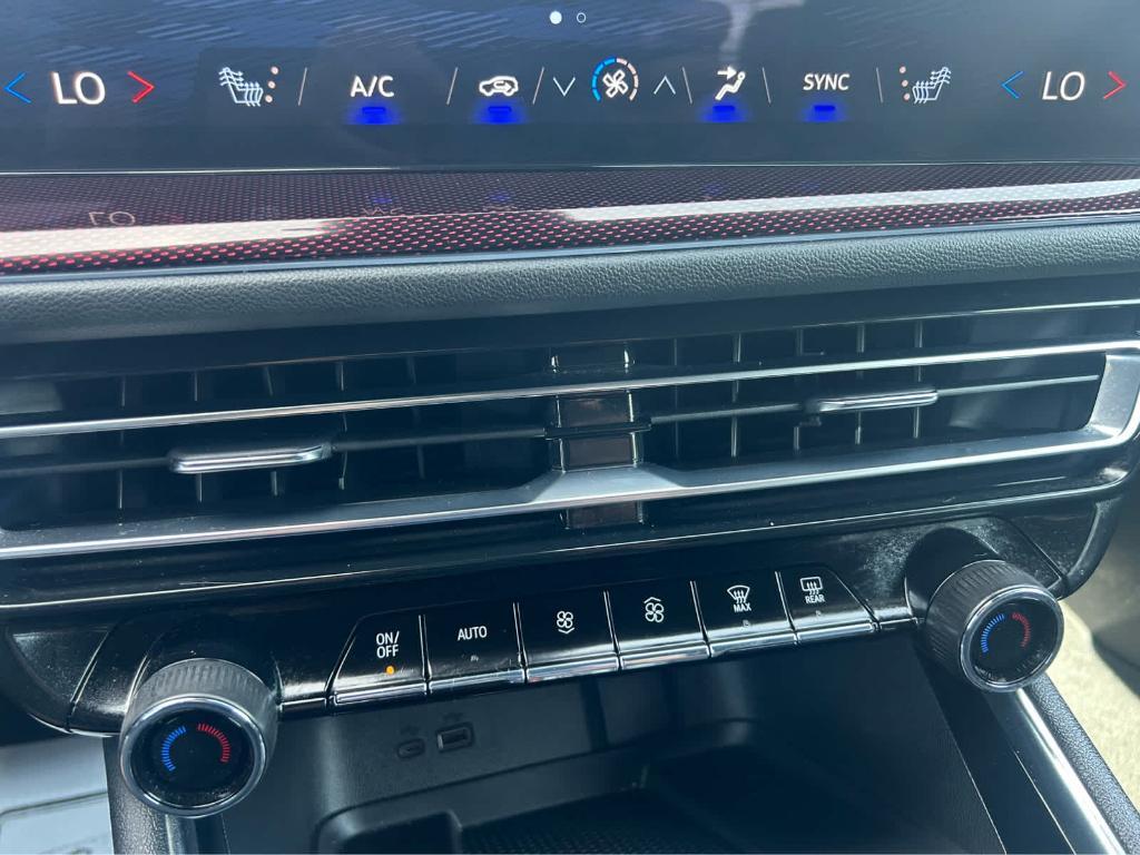 used 2024 Chevrolet Traverse car, priced at $44,460