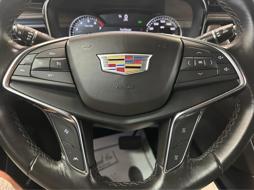 used 2023 Cadillac XT5 car, priced at $32,960