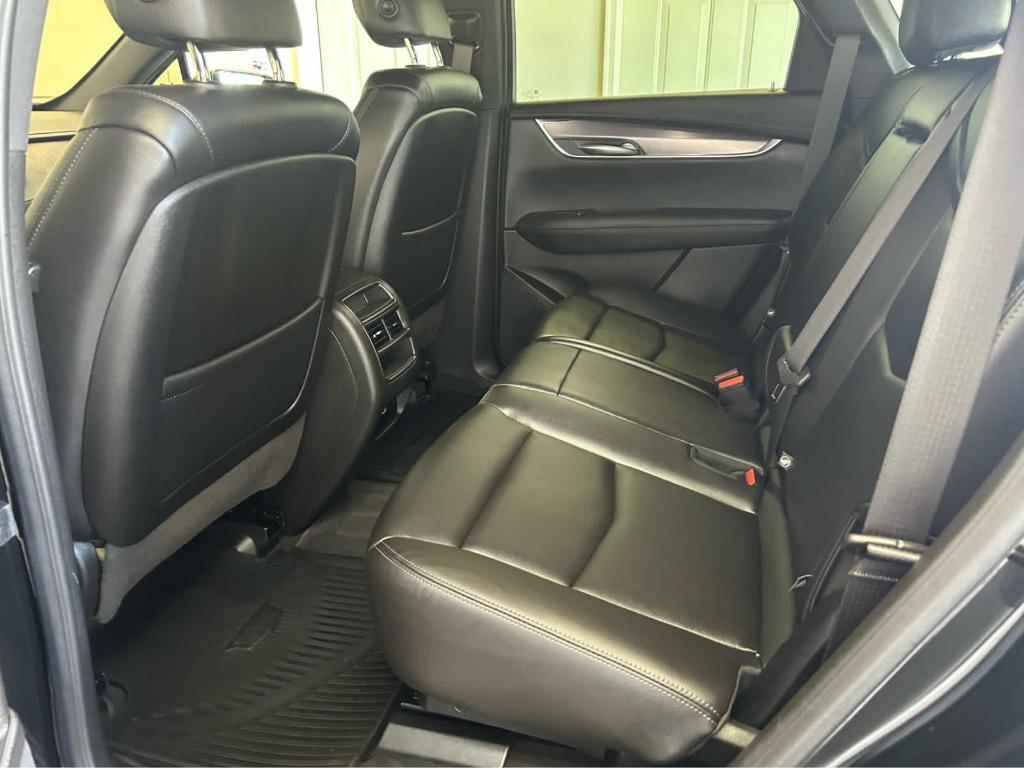 used 2023 Cadillac XT5 car, priced at $32,960