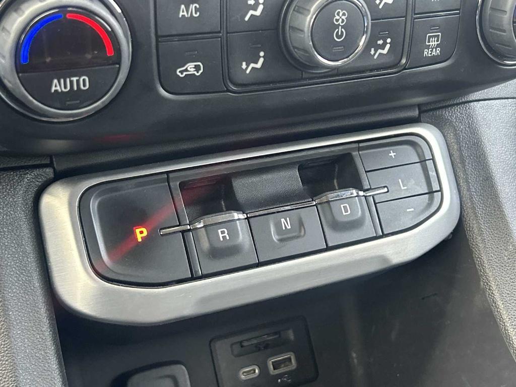 used 2023 GMC Acadia car, priced at $27,960