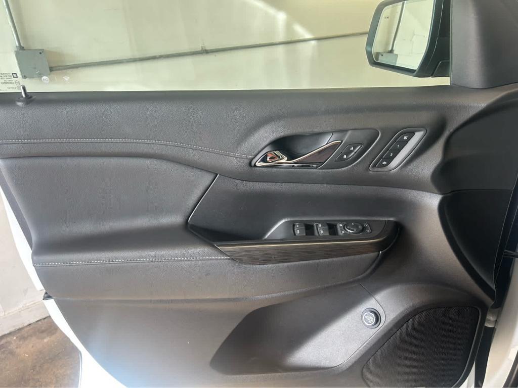 used 2023 GMC Acadia car, priced at $29,260