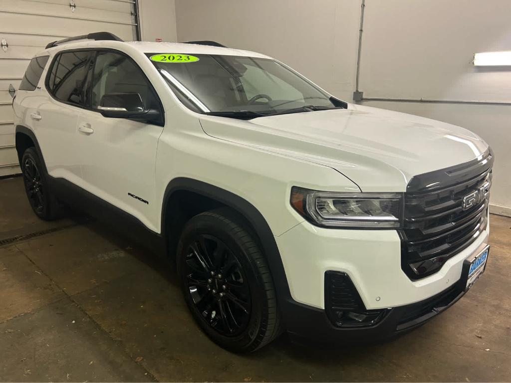 used 2023 GMC Acadia car, priced at $29,260
