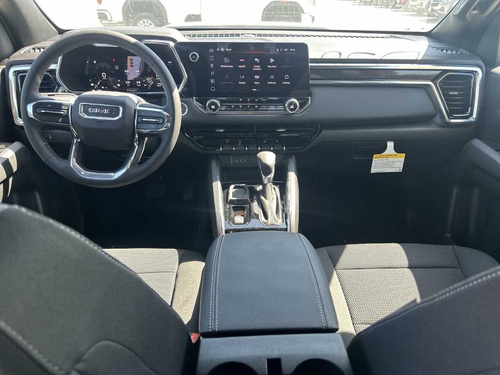 new 2025 GMC Canyon car, priced at $37,956