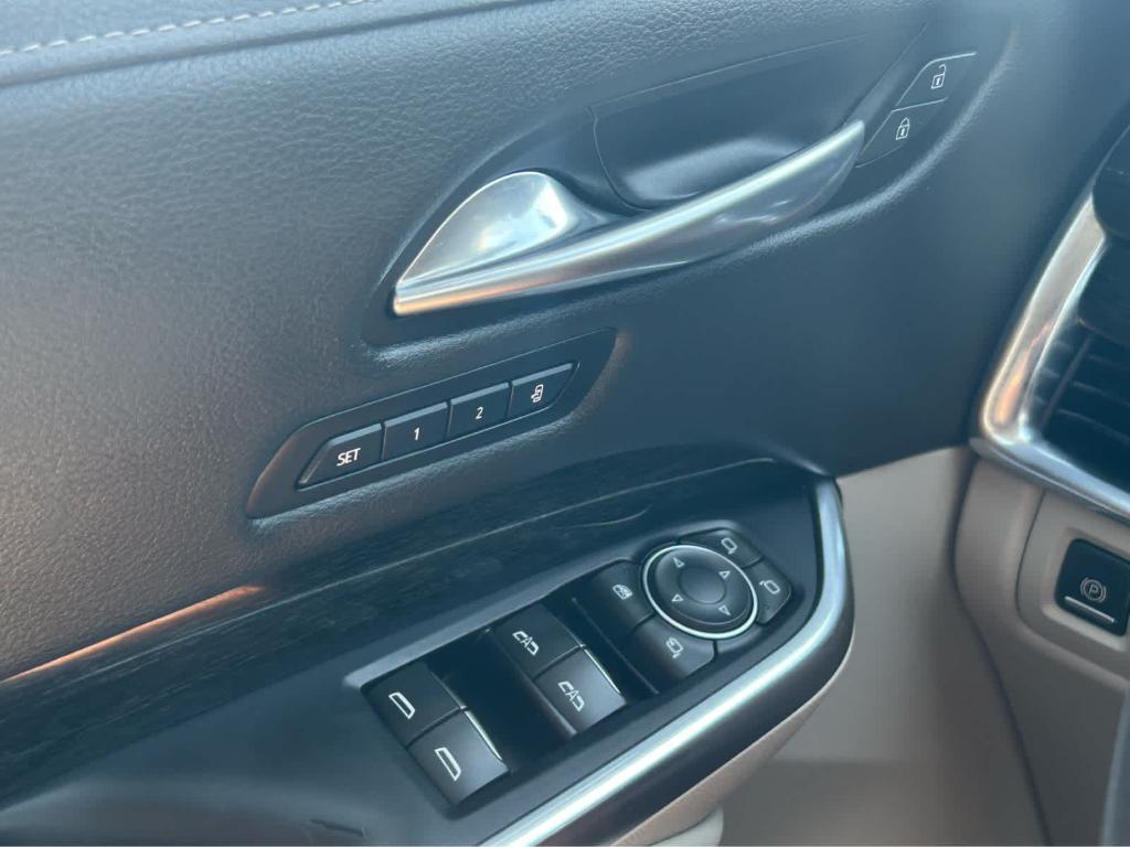 used 2019 Cadillac XT4 car, priced at $25,690