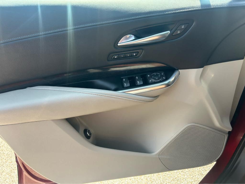 used 2019 Cadillac XT4 car, priced at $25,690