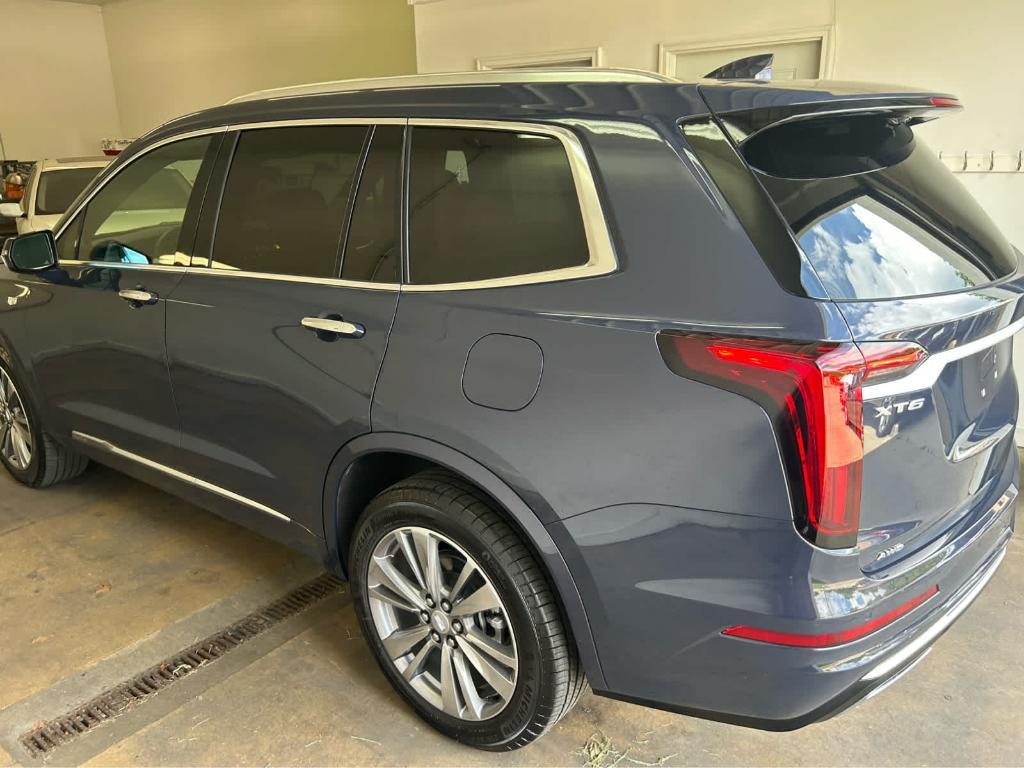used 2025 Cadillac XT6 car, priced at $54,995