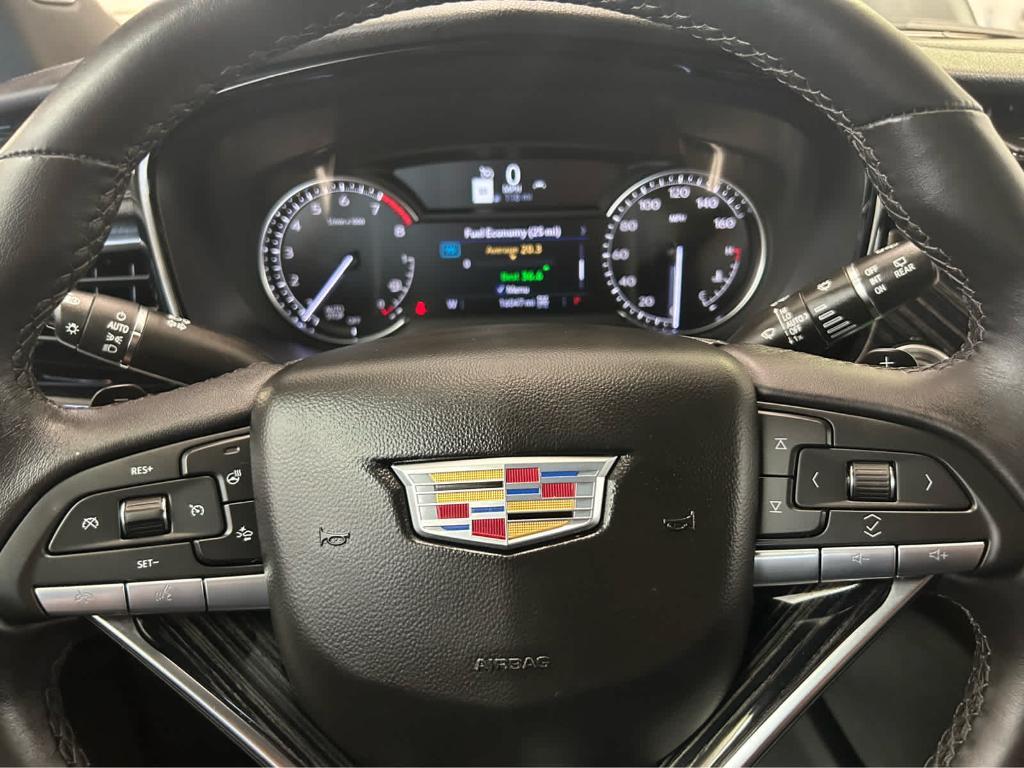 used 2025 Cadillac XT6 car, priced at $54,995