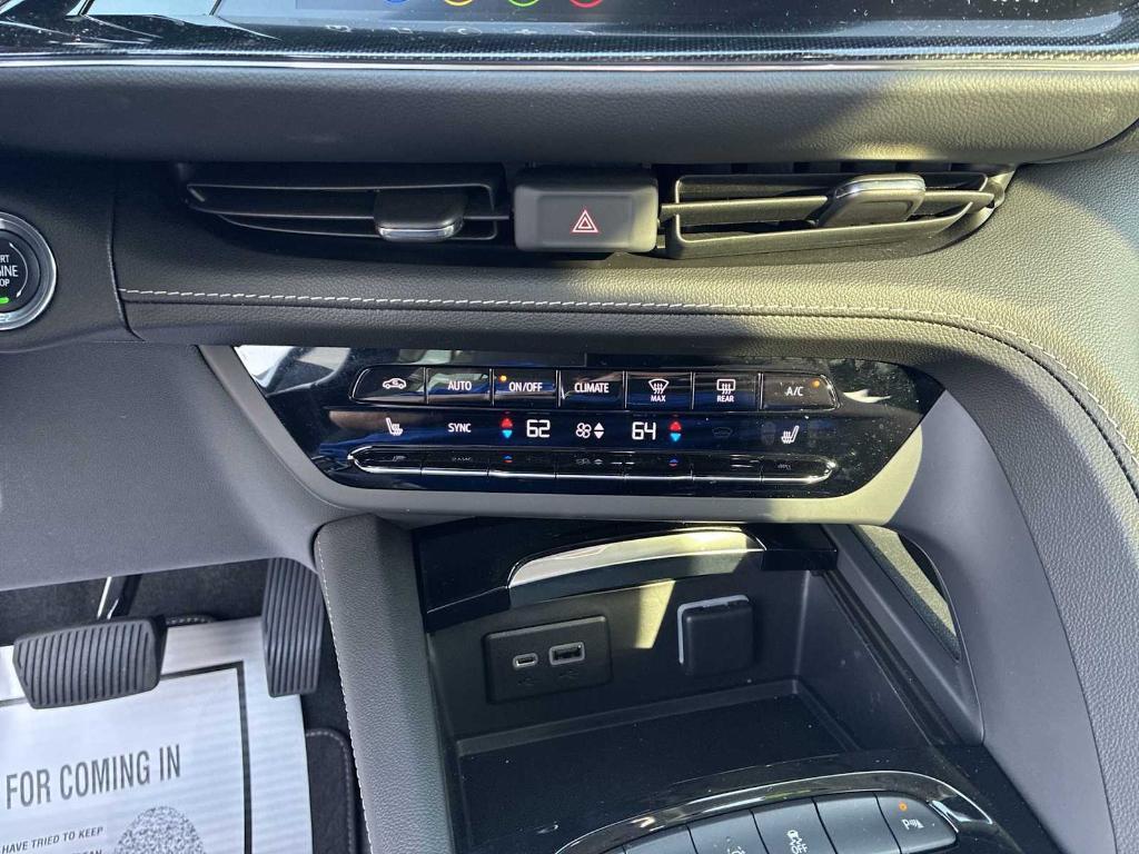 used 2022 Buick Envision car, priced at $24,290