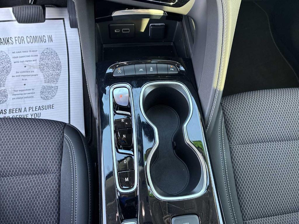 used 2022 Buick Envision car, priced at $24,290