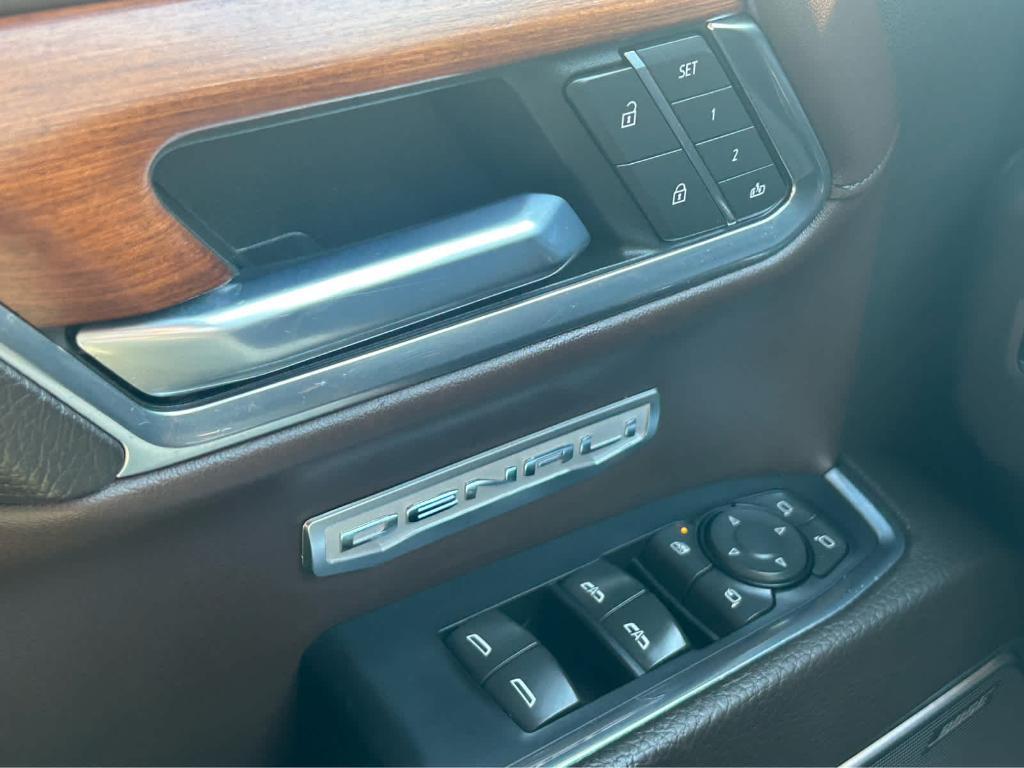 used 2022 GMC Sierra 1500 car, priced at $42,860
