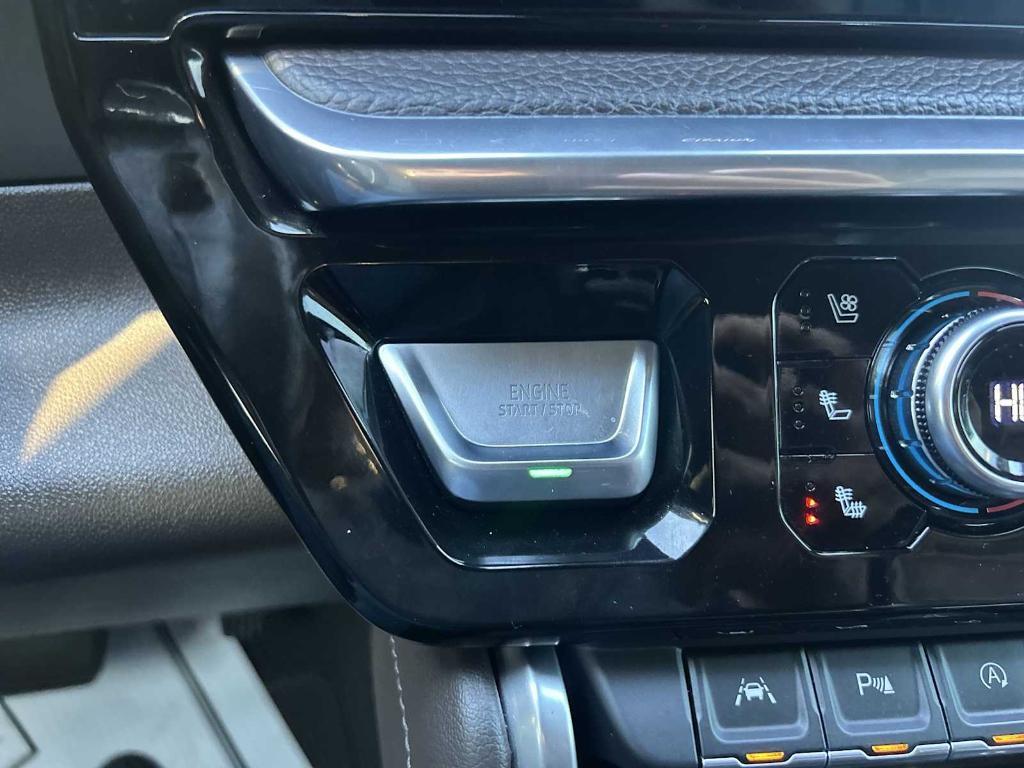 used 2022 GMC Sierra 1500 car, priced at $41,560