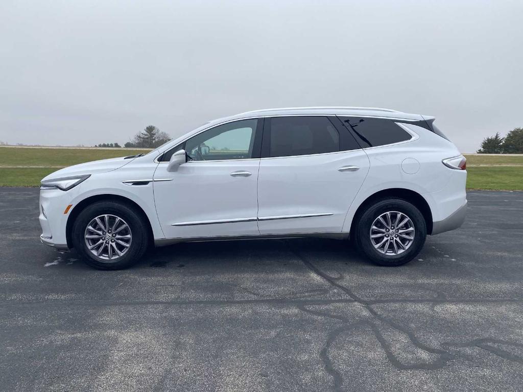 used 2024 Buick Enclave car, priced at $33,690