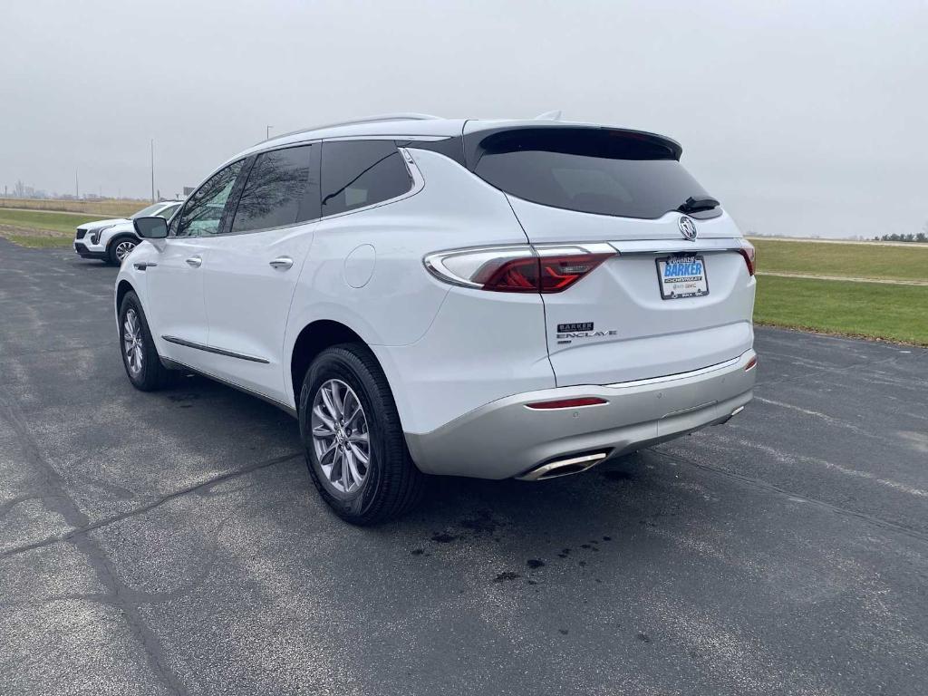 used 2024 Buick Enclave car, priced at $33,690