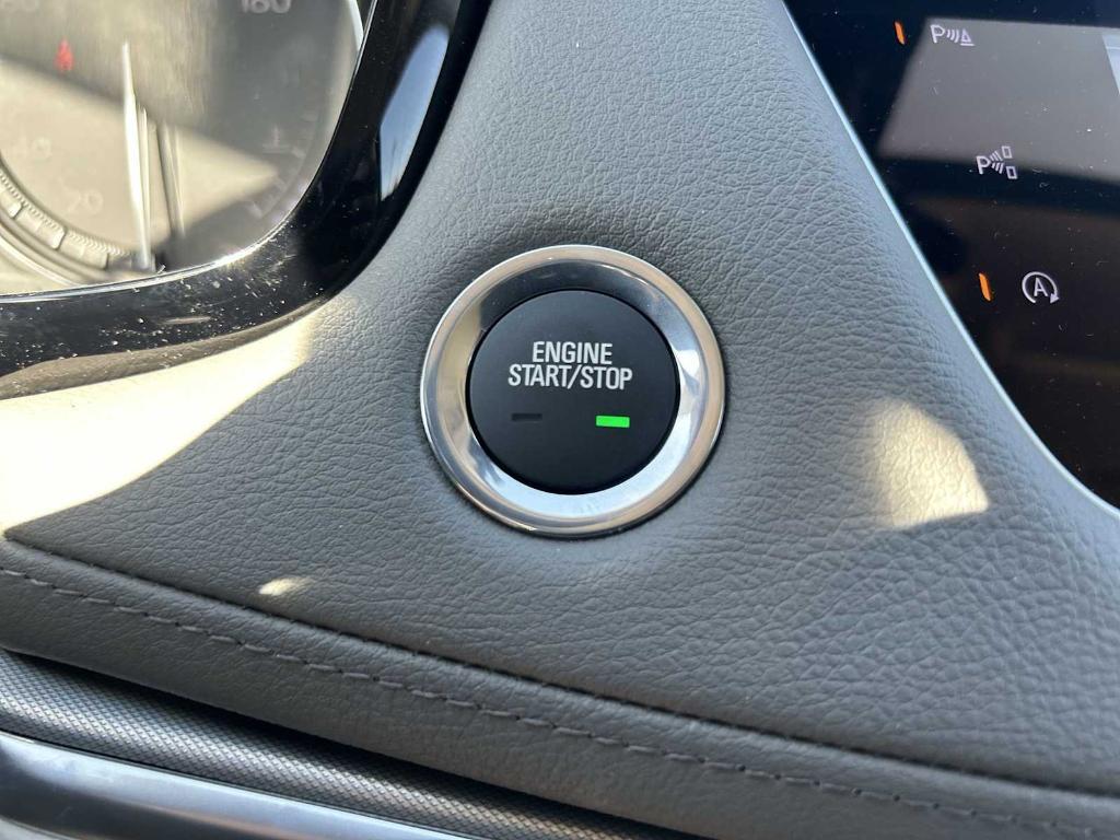 new 2025 Cadillac XT5 car, priced at $60,090