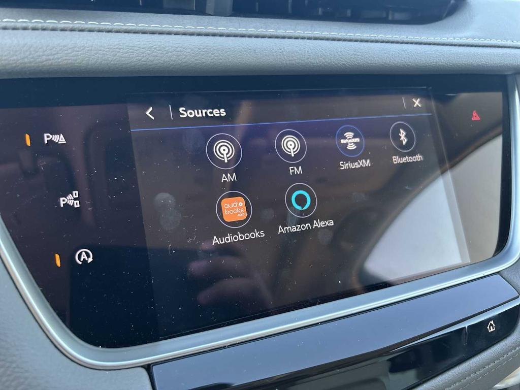 new 2025 Cadillac XT5 car, priced at $60,090