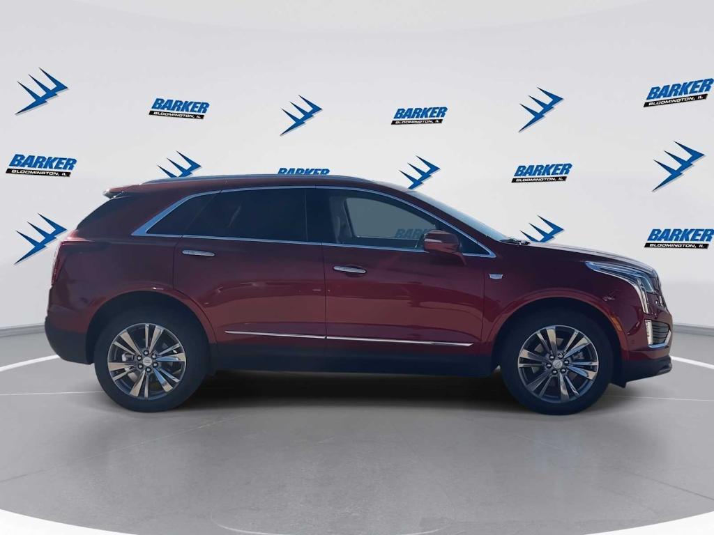 new 2025 Cadillac XT5 car, priced at $60,090