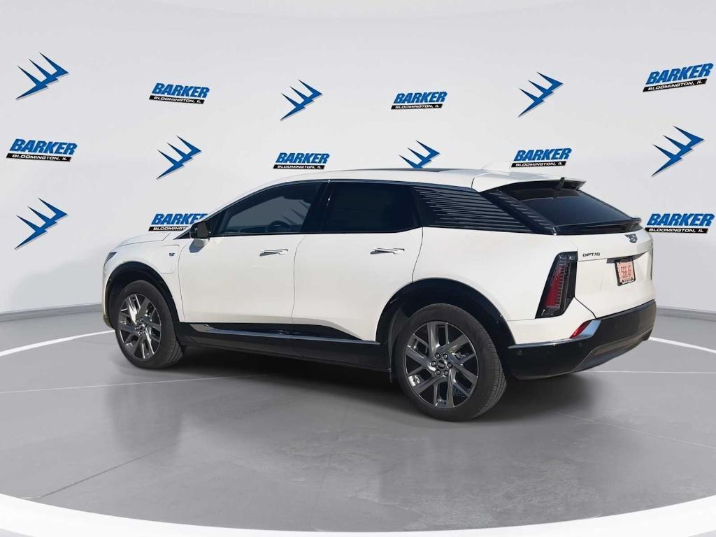 new 2025 Cadillac OPTIQ car, priced at $56,615