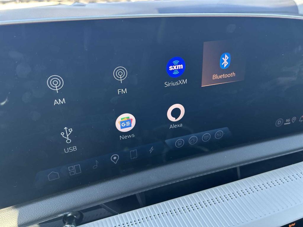 new 2025 Cadillac OPTIQ car, priced at $56,615