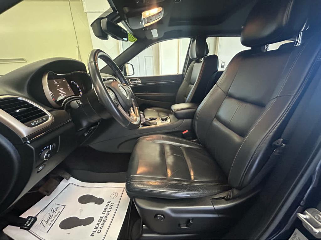 used 2016 Jeep Grand Cherokee car, priced at $15,180