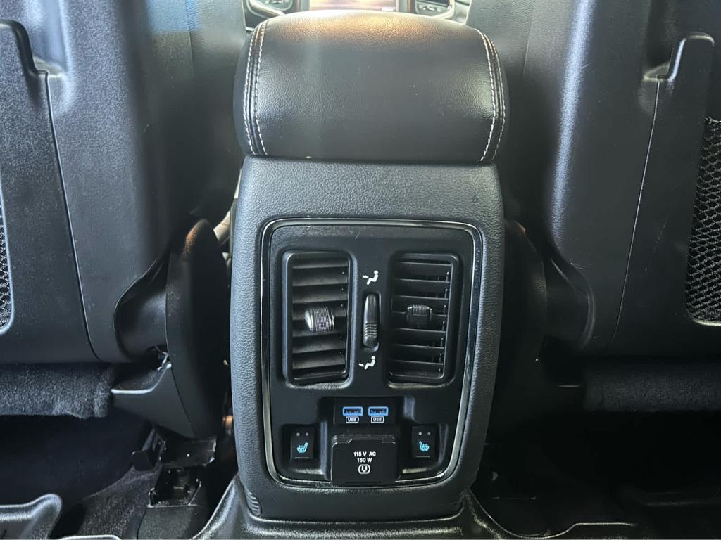 used 2016 Jeep Grand Cherokee car, priced at $15,180