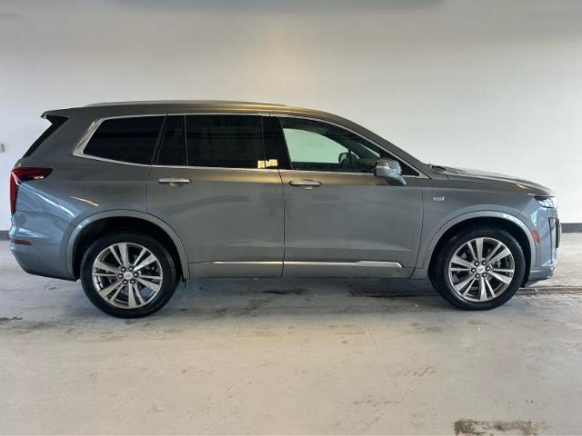 used 2022 Cadillac XT6 car, priced at $36,800