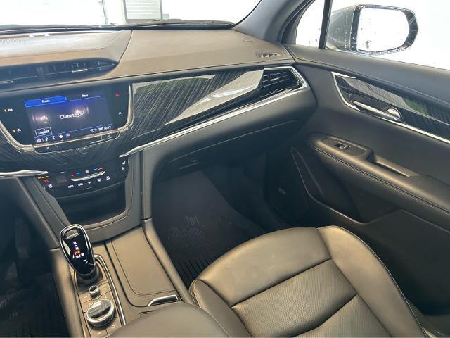 used 2022 Cadillac XT6 car, priced at $36,800