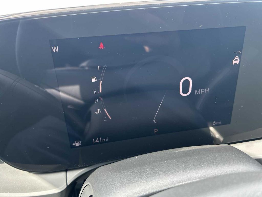 new 2025 Buick Envista car, priced at $23,419