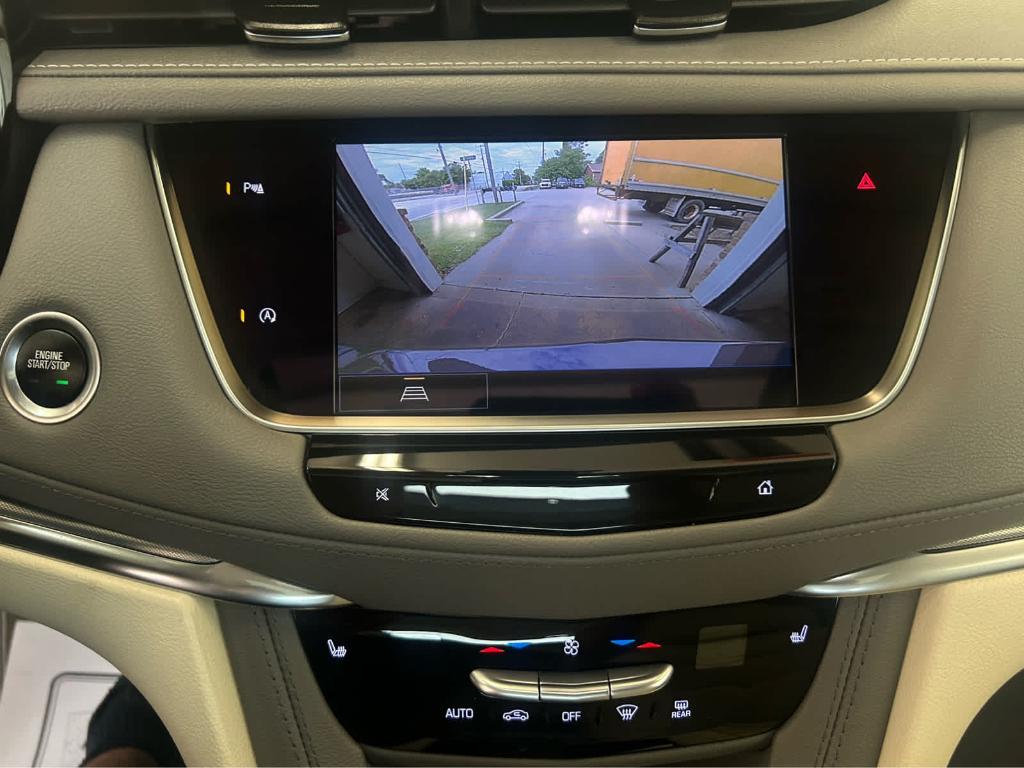used 2022 Cadillac XT5 car, priced at $36,930