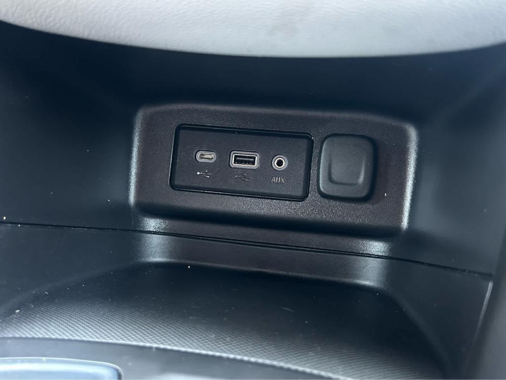 used 2023 Chevrolet Equinox car, priced at $21,390