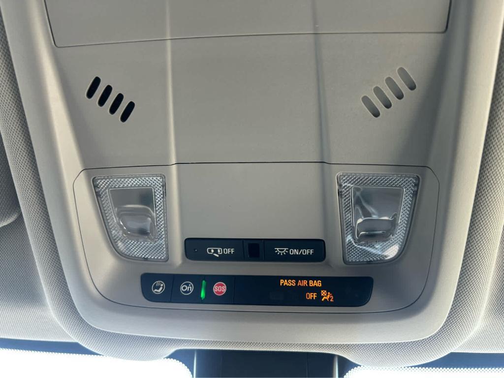 used 2023 Chevrolet Equinox car, priced at $21,390