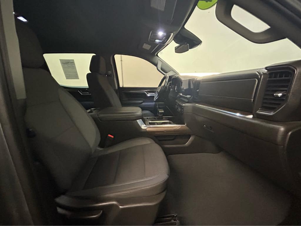 used 2024 Chevrolet Silverado 1500 car, priced at $43,960