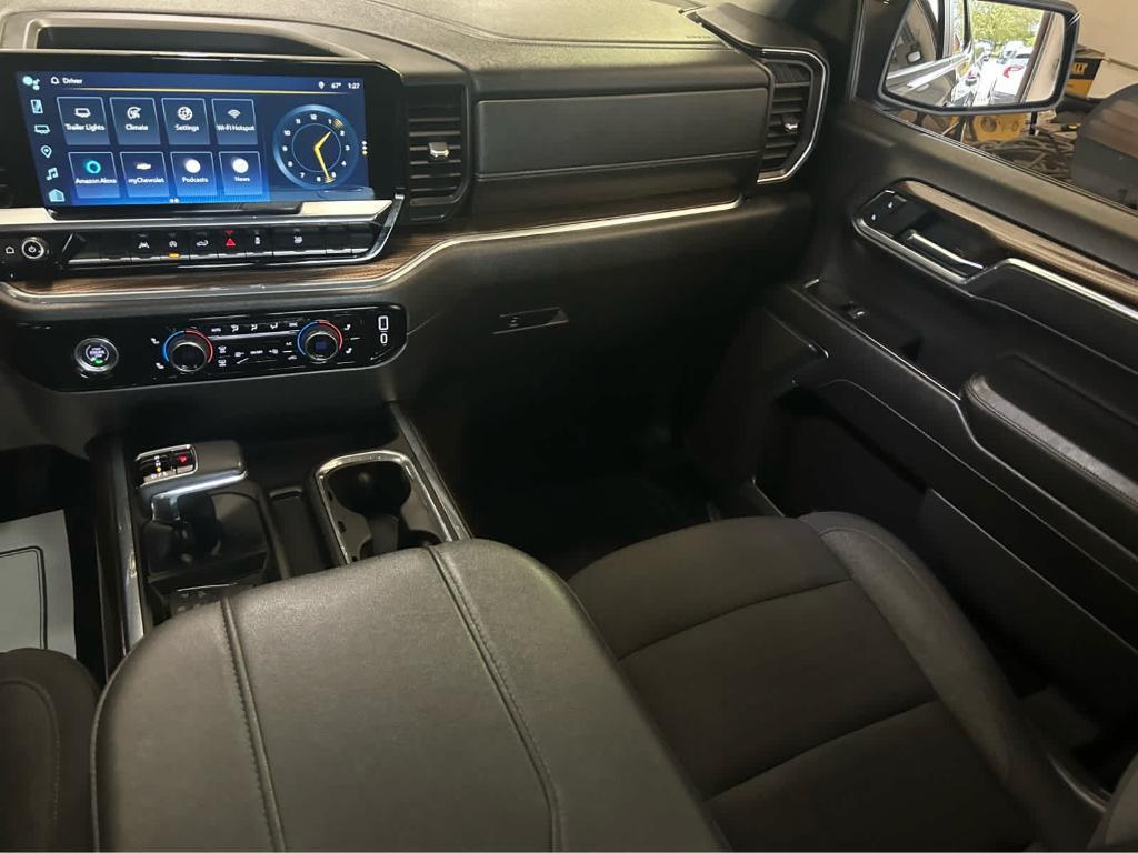 used 2024 Chevrolet Silverado 1500 car, priced at $43,960