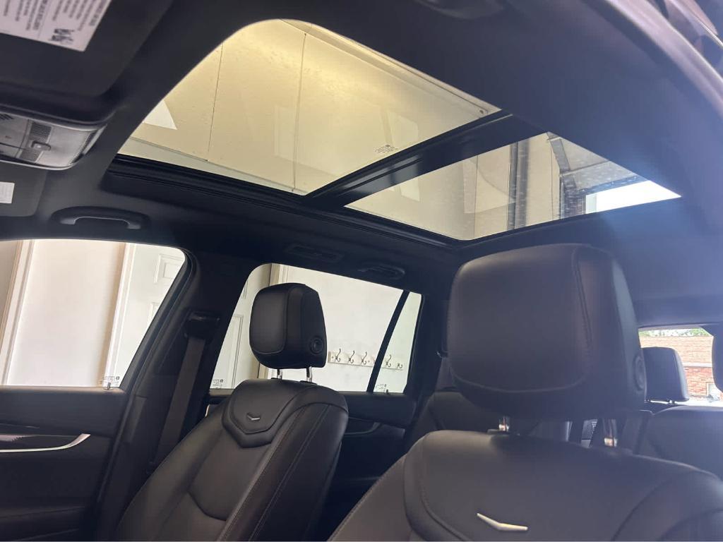 used 2023 Cadillac XT6 car, priced at $45,687