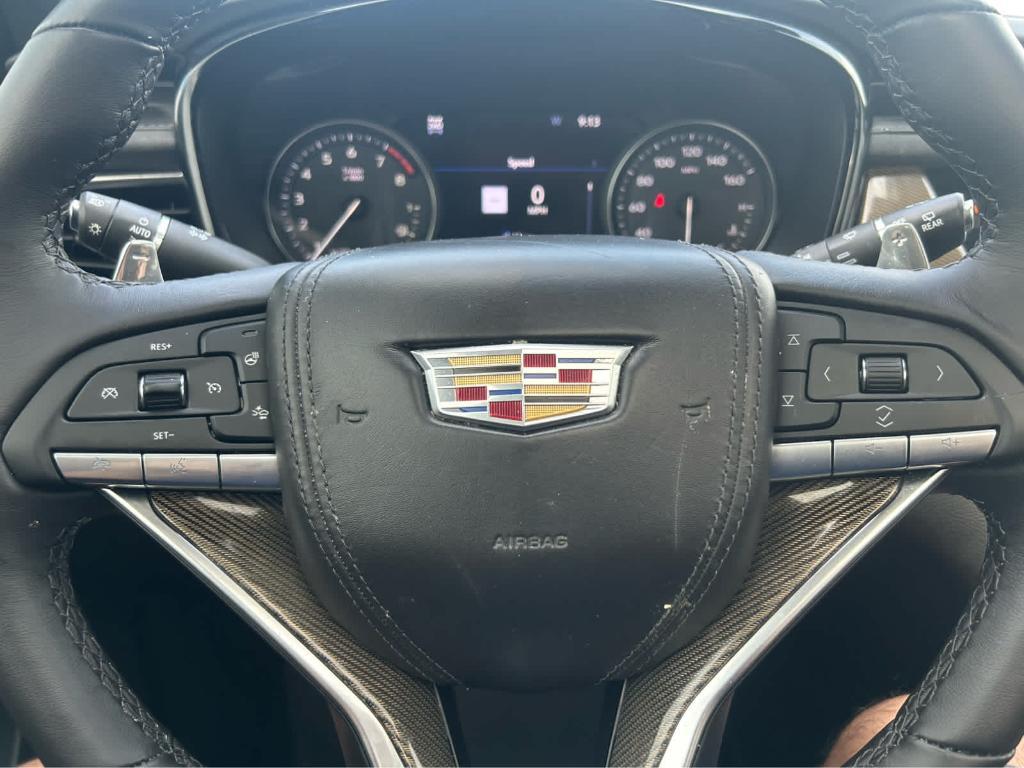 used 2021 Cadillac XT6 car, priced at $26,290