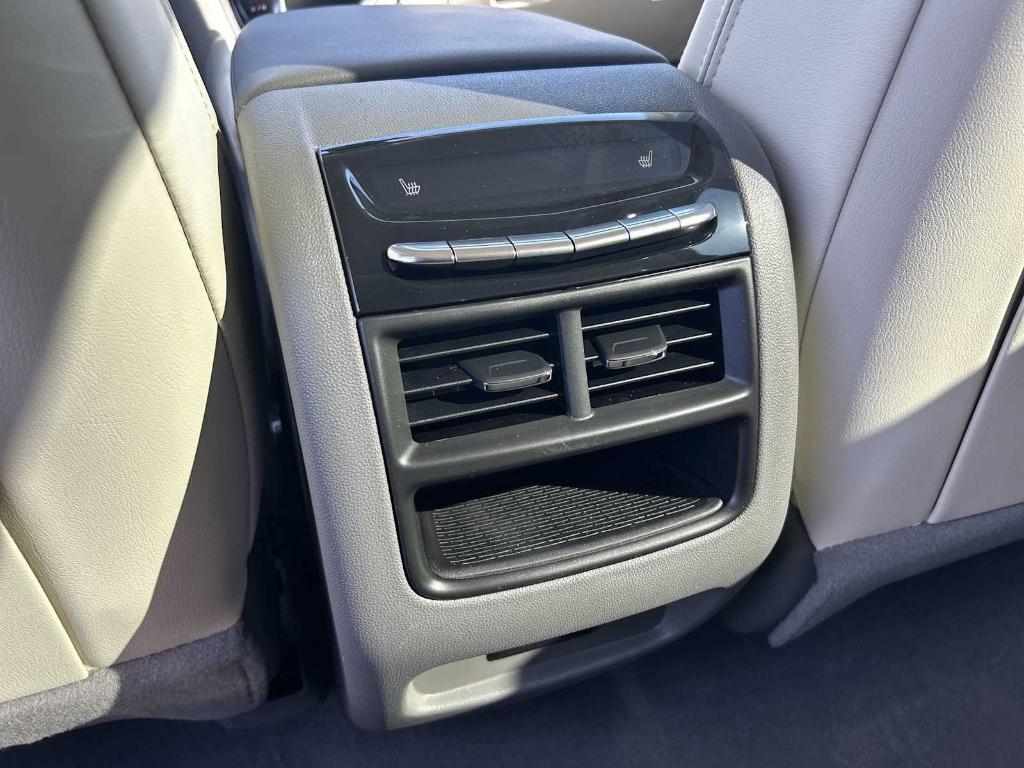 new 2025 Cadillac XT5 car, priced at $59,790
