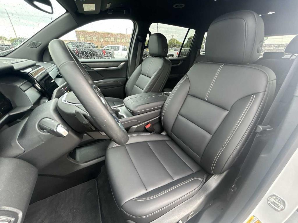 new 2025 GMC Acadia car, priced at $45,080