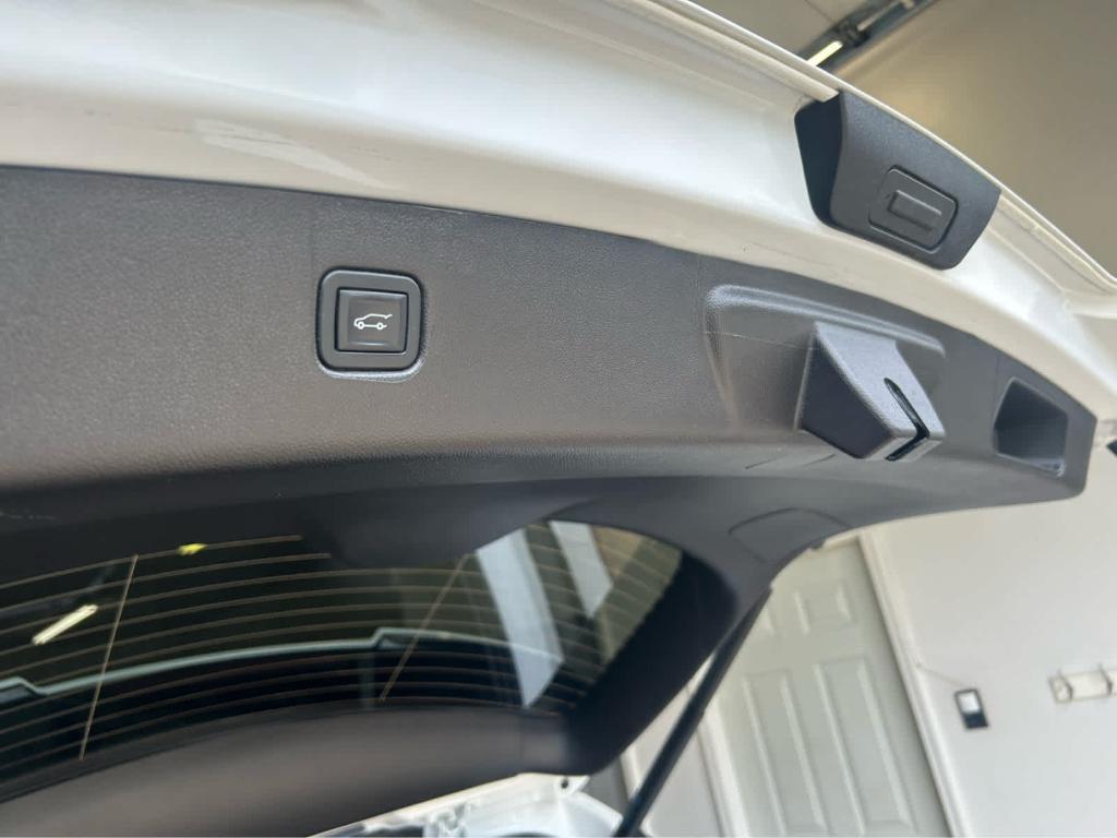 used 2023 Chevrolet Blazer car, priced at $35,990